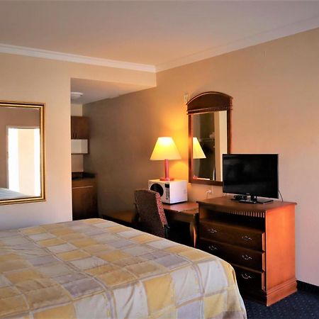 Starlight Inn & Suites Motel 29 Palms Joshua Tree National Park Туэнтинайн-Палмс Экстерьер фото